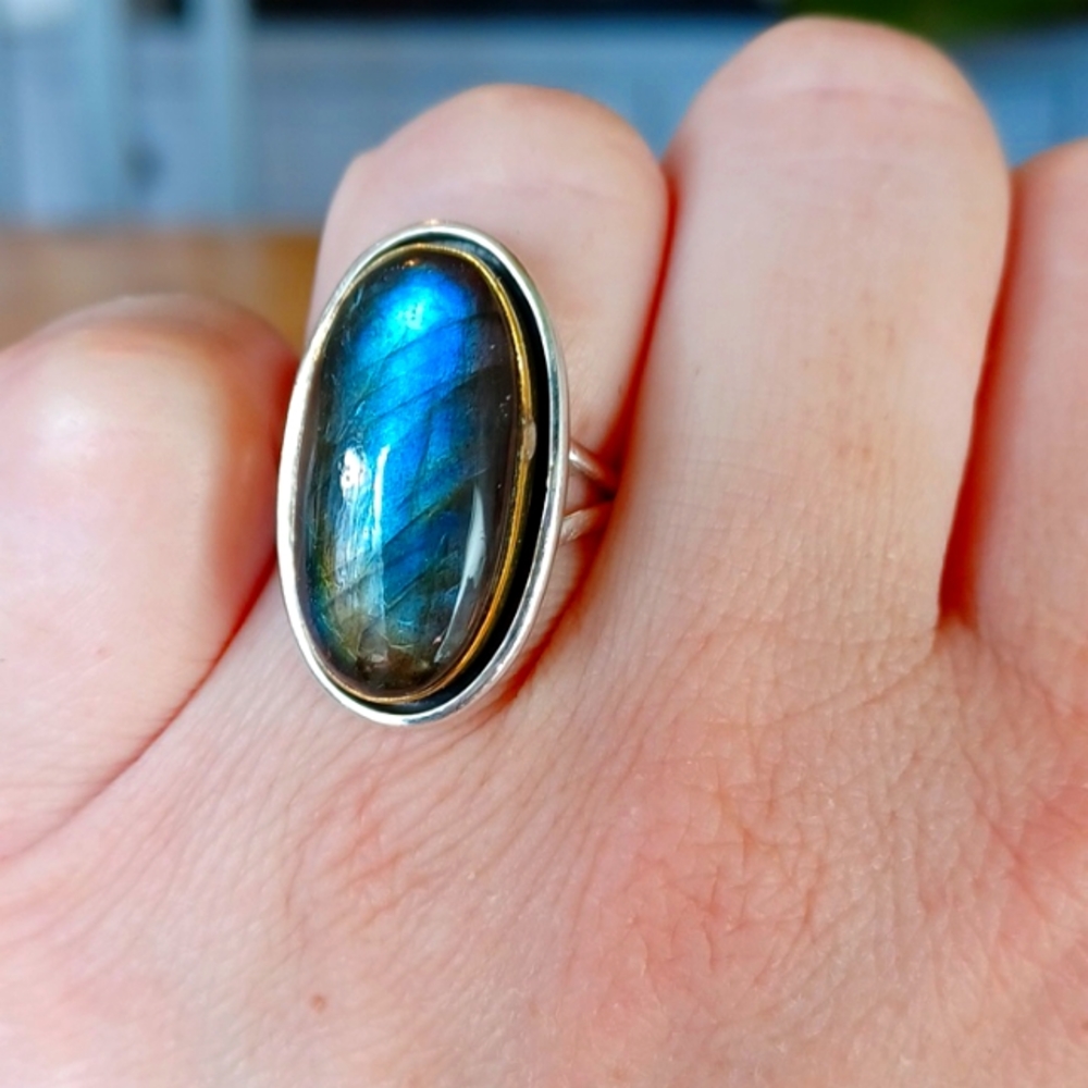 Sterling silver labradorite ring